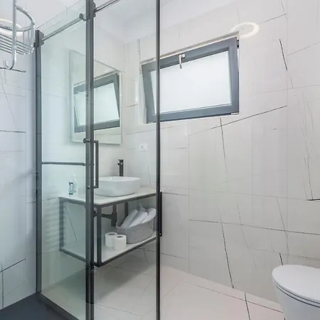 Zrnic Affittacamere 3*